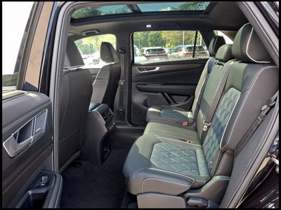 2026 Volkswagen Atlas Cross Sport SEL Premium R-Line