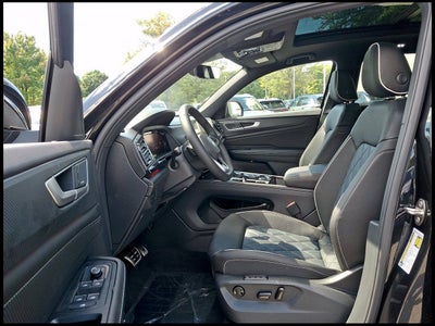 2026 Volkswagen Atlas Cross Sport SEL Premium R-Line