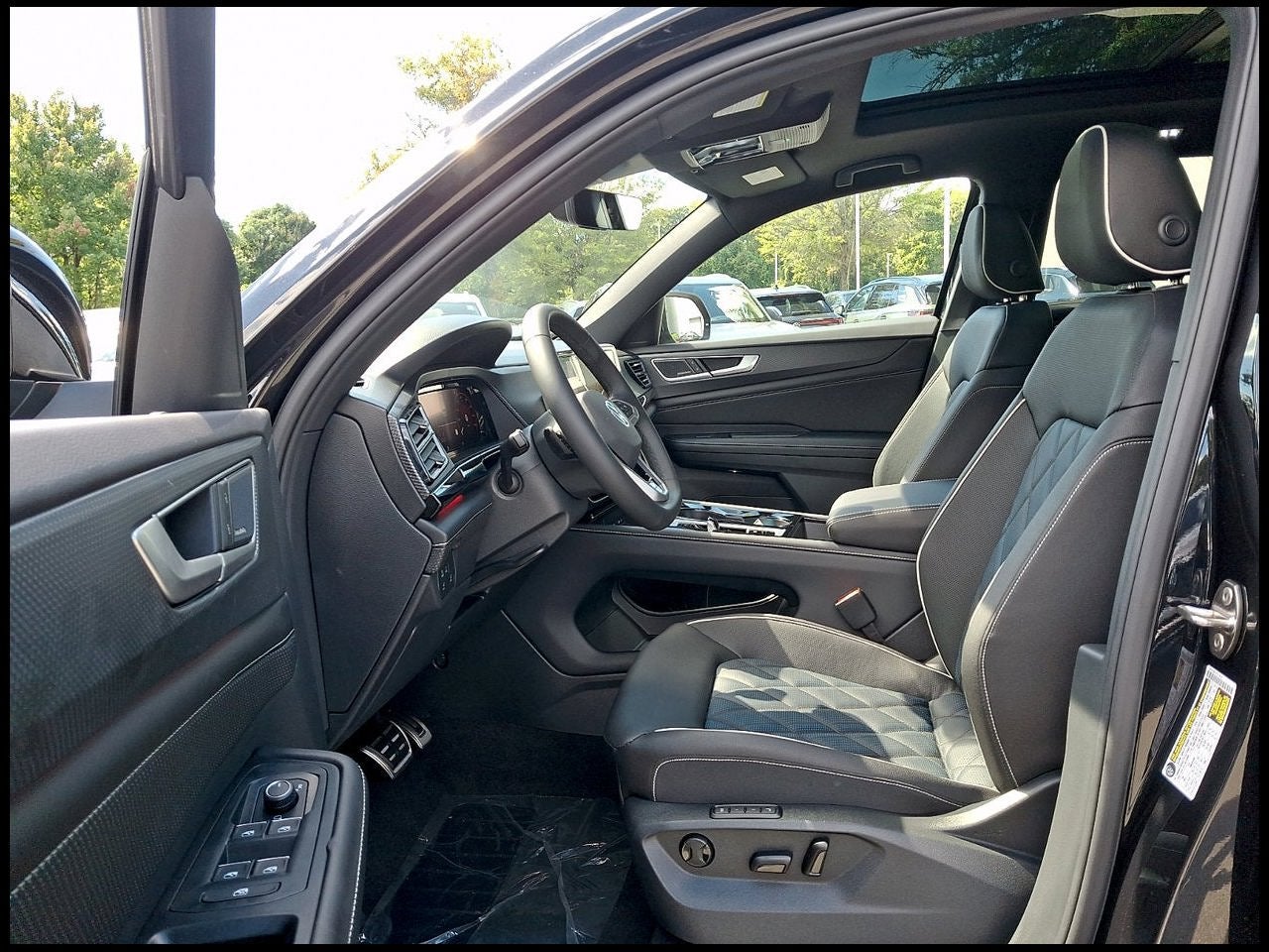 2026 Volkswagen Atlas Cross Sport SEL Premium R-Line