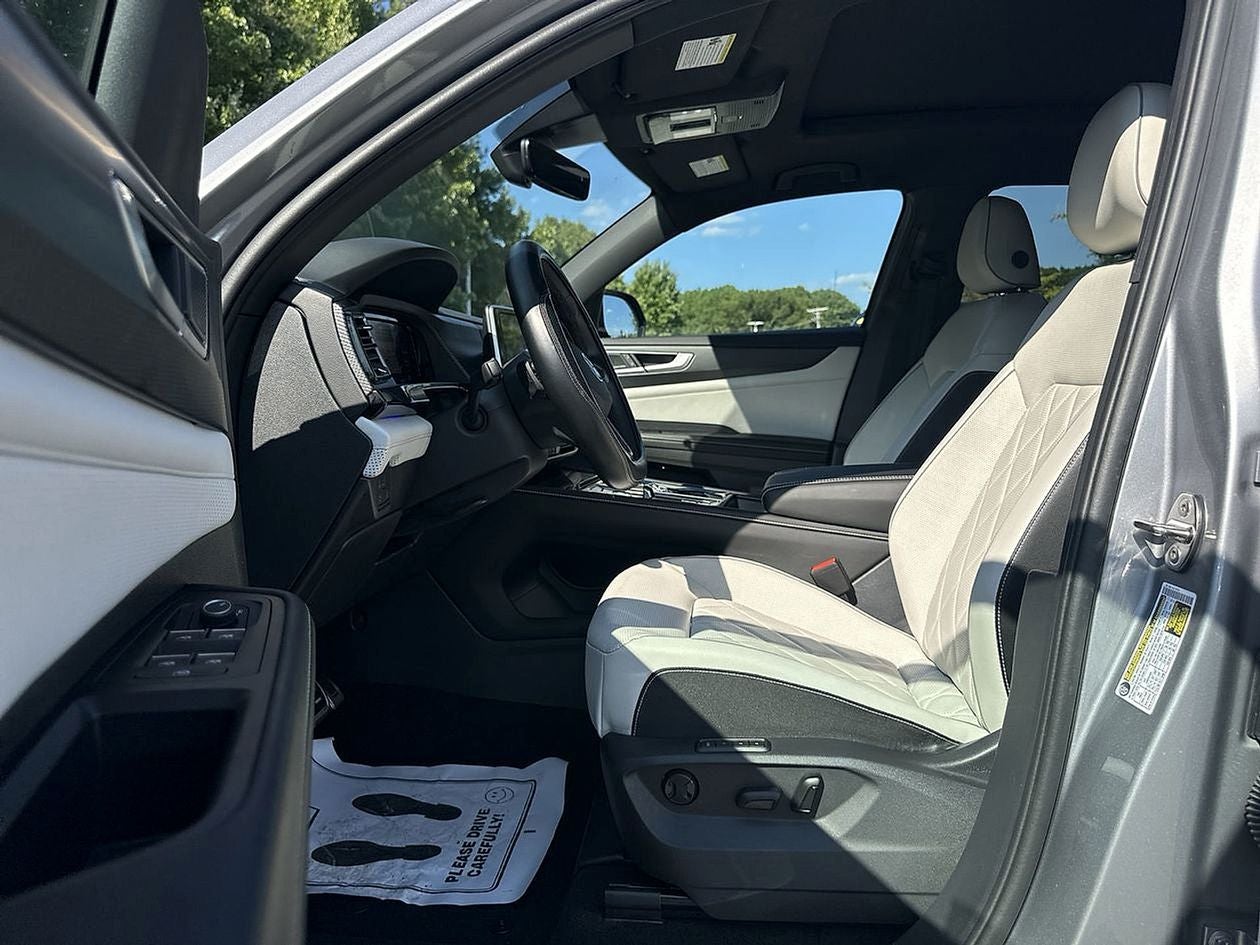 2024 Volkswagen Atlas Cross Sport 2.0T SEL Premium R-Line