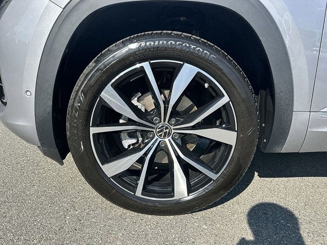 2024 Volkswagen Atlas Cross Sport 2.0T SEL Premium R-Line