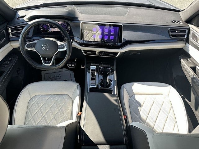 2024 Volkswagen Atlas Cross Sport 2.0T SEL Premium R-Line