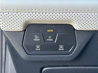 2024 Volkswagen Atlas Cross Sport 2.0T SEL Premium R-Line