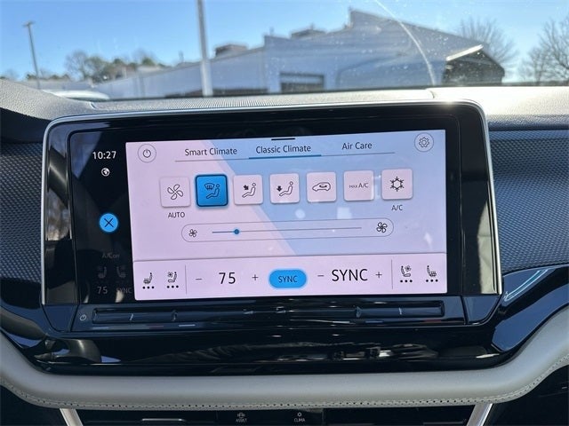 2024 Volkswagen Atlas Cross Sport 2.0T SEL Premium R-Line