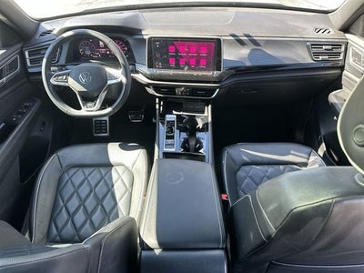 2024 Volkswagen Atlas Cross Sport 2.0T SEL Premium R-Line