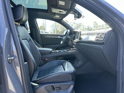 2024 Volkswagen Atlas Cross Sport 2.0T SEL Premium R-Line