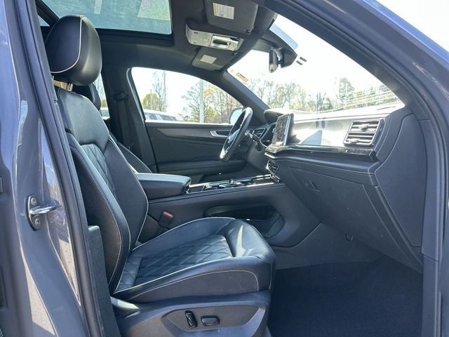 2024 Volkswagen Atlas Cross Sport 2.0T SEL Premium R-Line