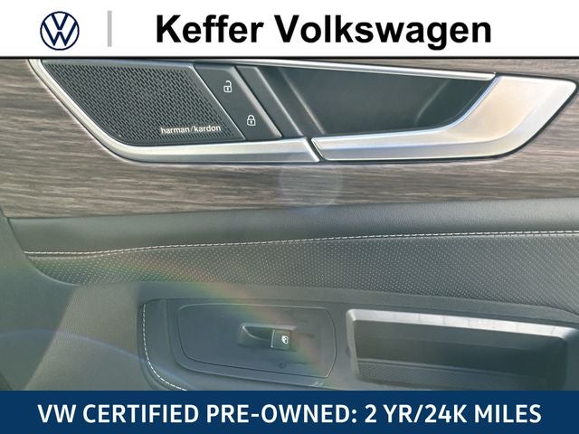 2025 Volkswagen Atlas 2.0T SEL Premium R-Line