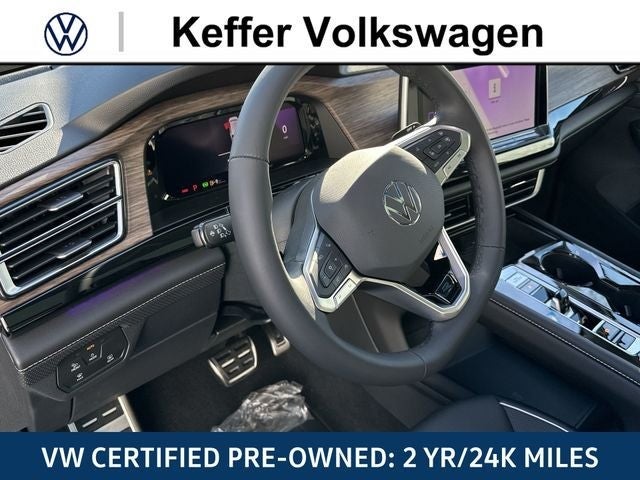 2025 Volkswagen Atlas 2.0T SEL Premium R-Line