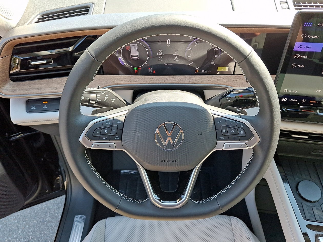2027 Volkswagen Atlas SE w/Technology
