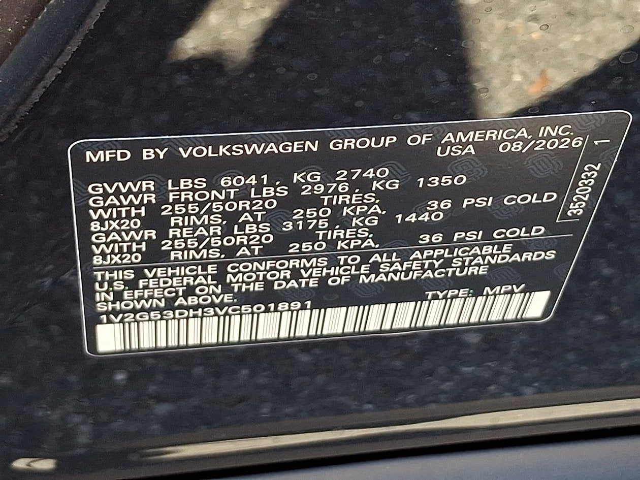2027 Volkswagen Atlas SE w/Technology