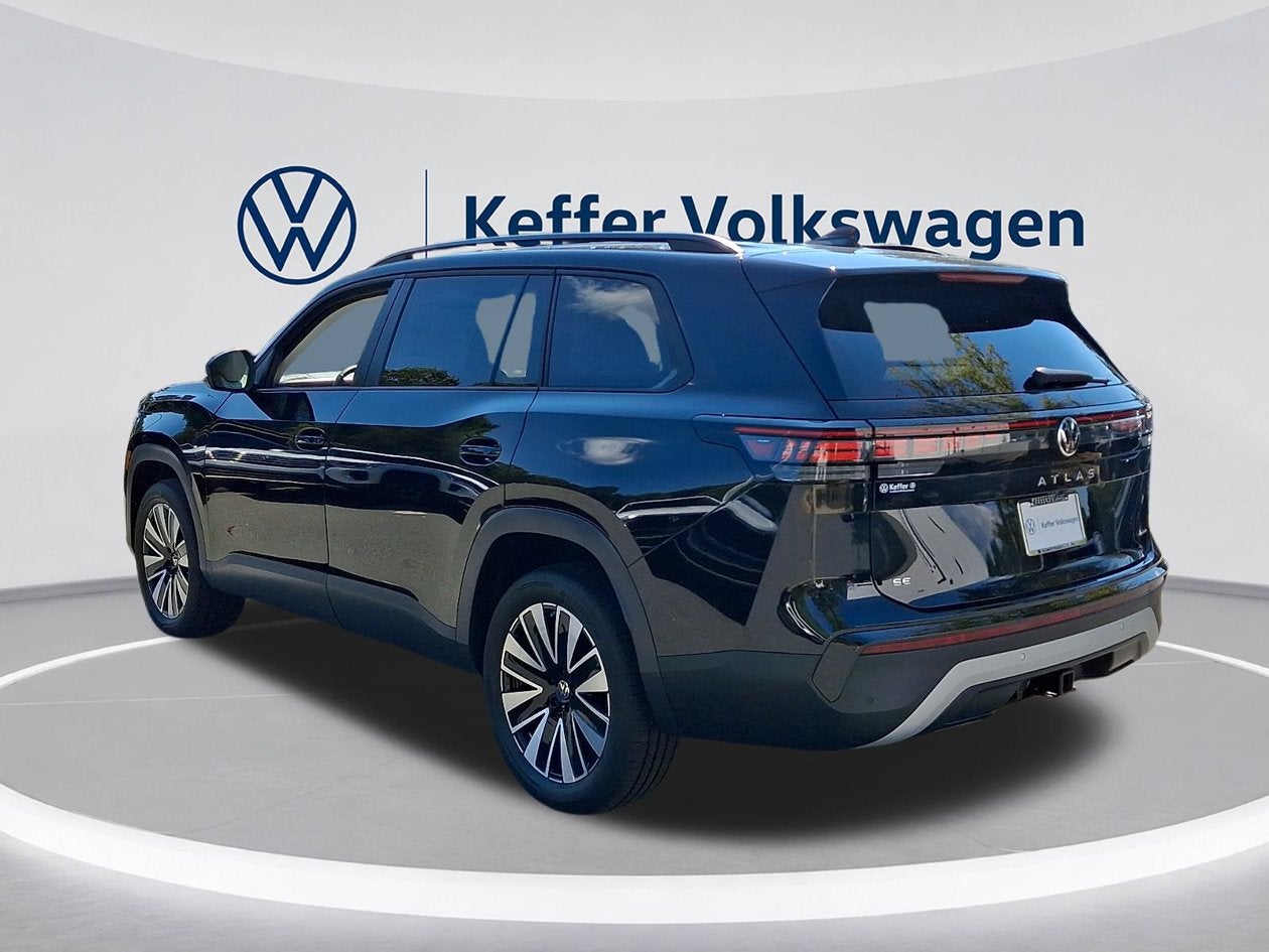 2027 Volkswagen Atlas SE w/Technology