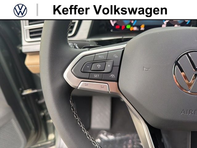 2026 Volkswagen Atlas Cross Sport 2.0T SE w/Technology