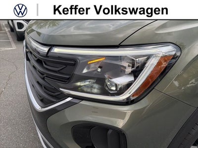 2026 Volkswagen Atlas Cross Sport 2.0T SE w/Technology