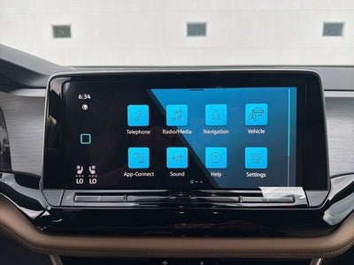 2026 Volkswagen Atlas Cross Sport 2.0T SE w/Technology