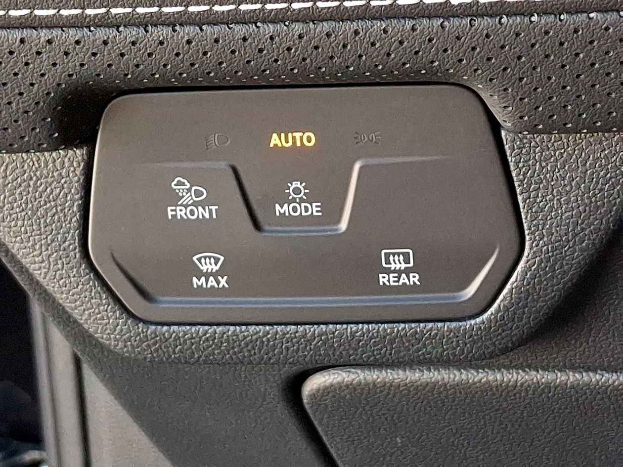 2026 Volkswagen Atlas Cross Sport SE w/Technology
