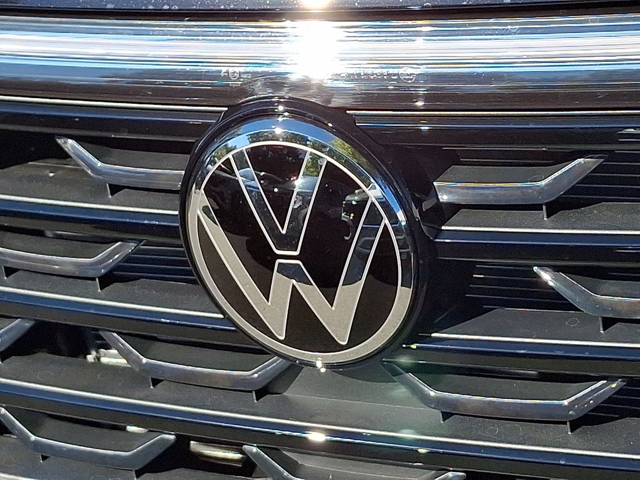 2026 Volkswagen Atlas Cross Sport SE w/Technology