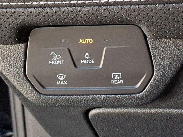 2026 Volkswagen Atlas Cross Sport SE w/Technology
