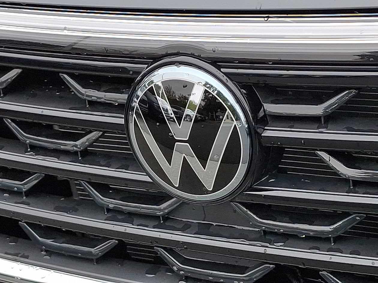 2026 Volkswagen Atlas Cross Sport SE w/Technology