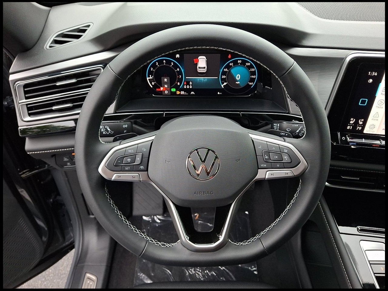 2026 Volkswagen Atlas Cross Sport SE w/Technology
