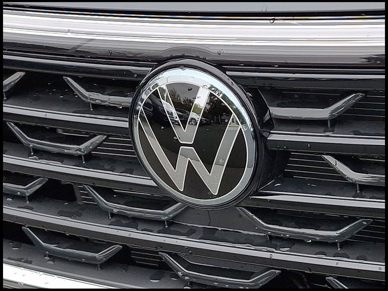 2026 Volkswagen Atlas Cross Sport SE w/Technology