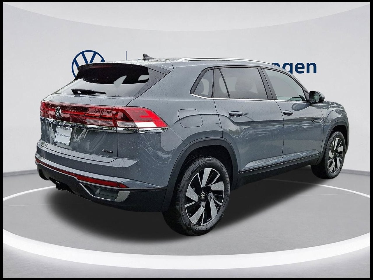 2026 Volkswagen Atlas Cross Sport SE w/Technology