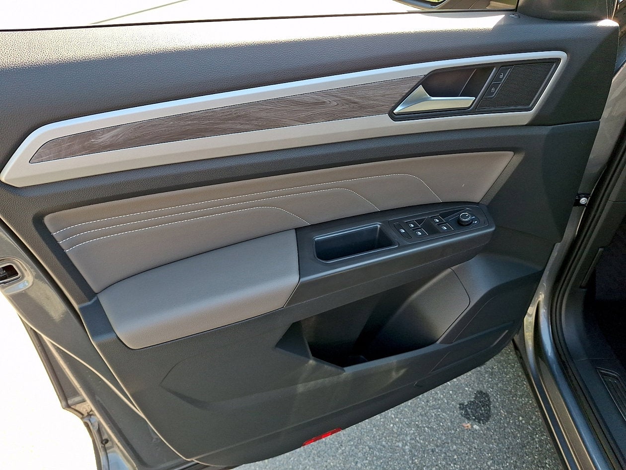 2022 Volkswagen Atlas Cross Sport 3.6L V6 SE w/Technology