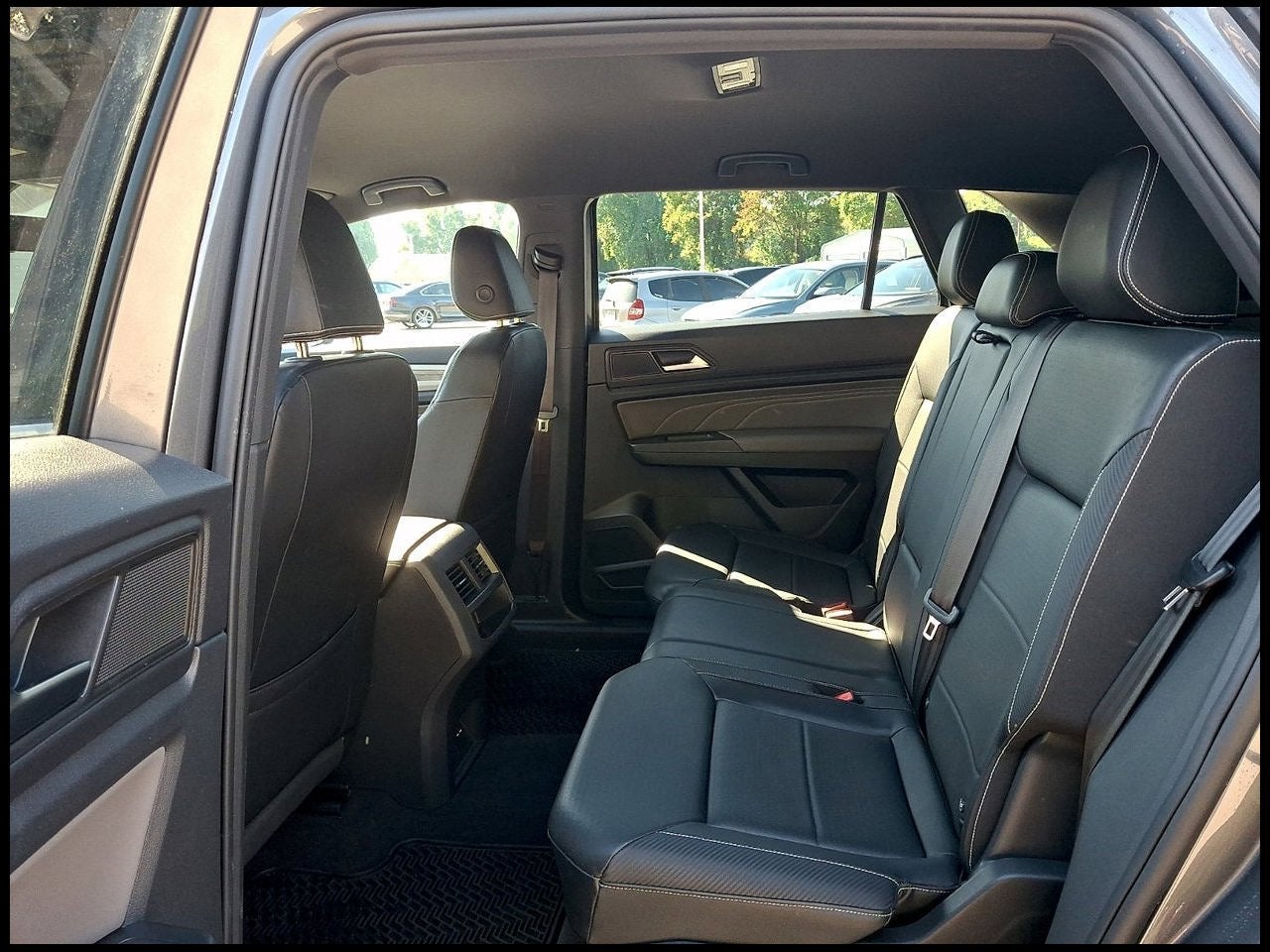 2022 Volkswagen Atlas Cross Sport 3.6L V6 SE w/Technology