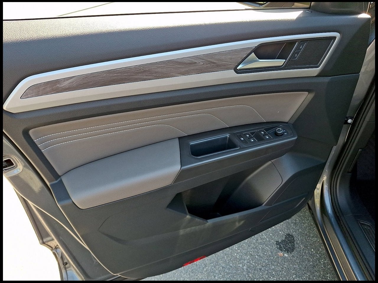 2022 Volkswagen Atlas Cross Sport 3.6L V6 SE w/Technology