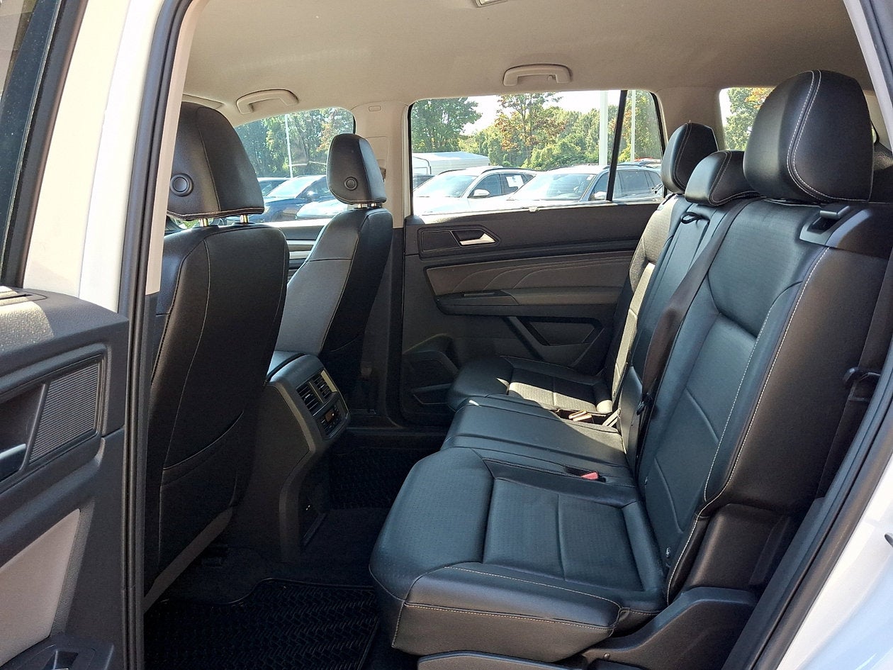 2023 Volkswagen Atlas 3.6L V6 SE w/Technology