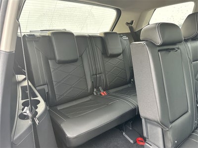 2025 Volkswagen Atlas 2.0T SE