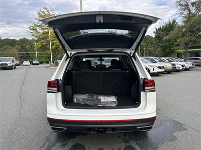 2025 Volkswagen Atlas 2.0T SE