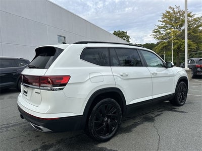 2025 Volkswagen Atlas 2.0T SE