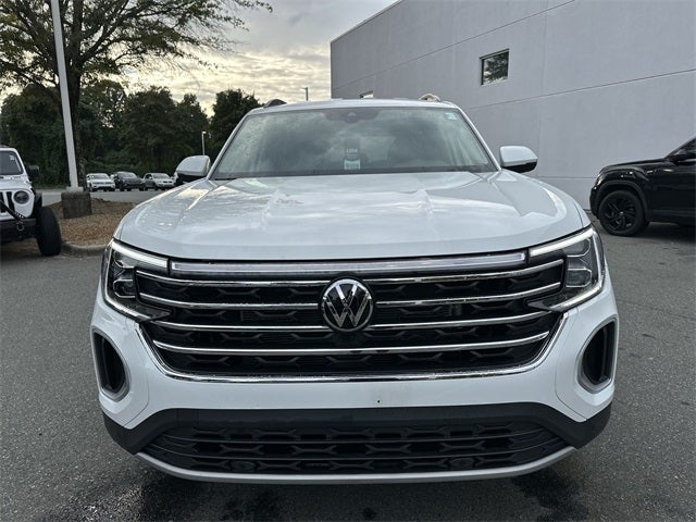 2025 Volkswagen Atlas 2.0T SE