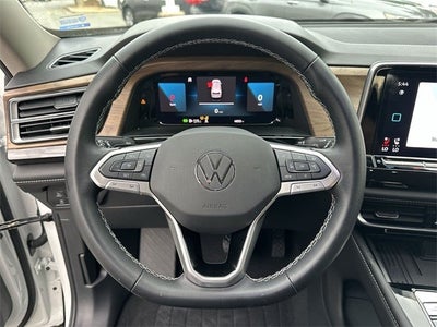 2025 Volkswagen Atlas 2.0T SE