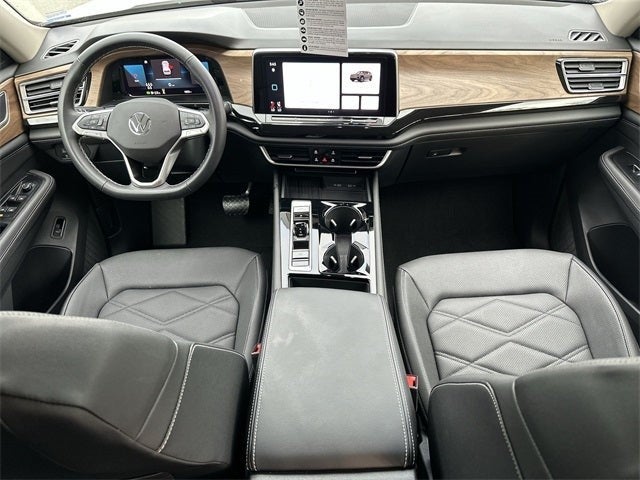 2025 Volkswagen Atlas 2.0T SE