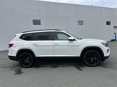 2025 Volkswagen Atlas 2.0T SE
