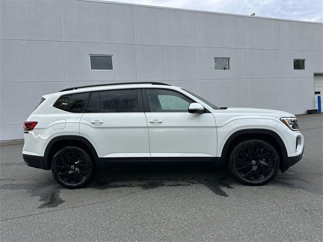 2025 Volkswagen Atlas 2.0T SE