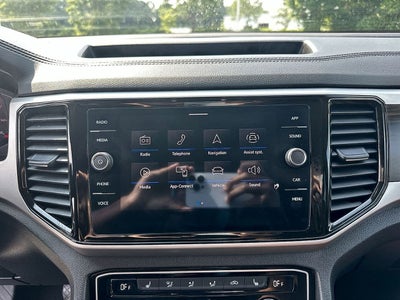 2023 Volkswagen Atlas 3.6L V6 SE w/Technology