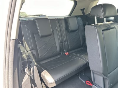 2025 Volkswagen Atlas 2.0T SE