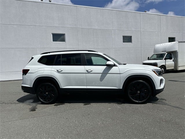 2025 Volkswagen Atlas 2.0T SE
