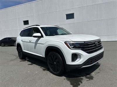 2025 Volkswagen Atlas 2.0T SE