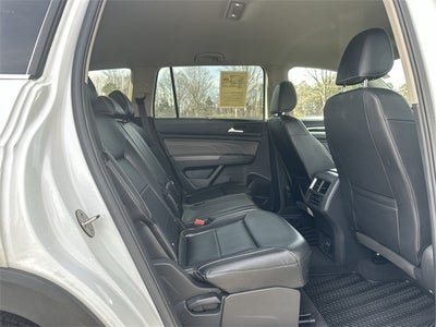 2022 Volkswagen Atlas 3.6L V6 SE w/Technology