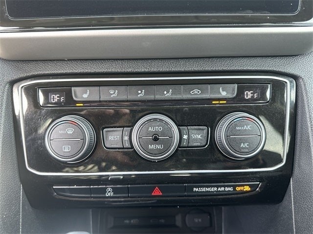 2022 Volkswagen Atlas 3.6L V6 SE w/Technology