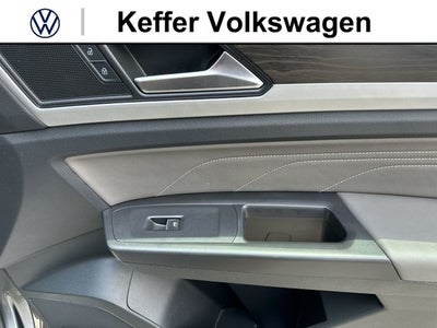 2022 Volkswagen Atlas 3.6L V6 SE w/Technology