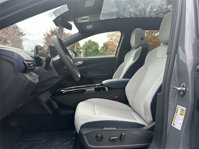 2025 Volkswagen ID.4 Pro S Plus