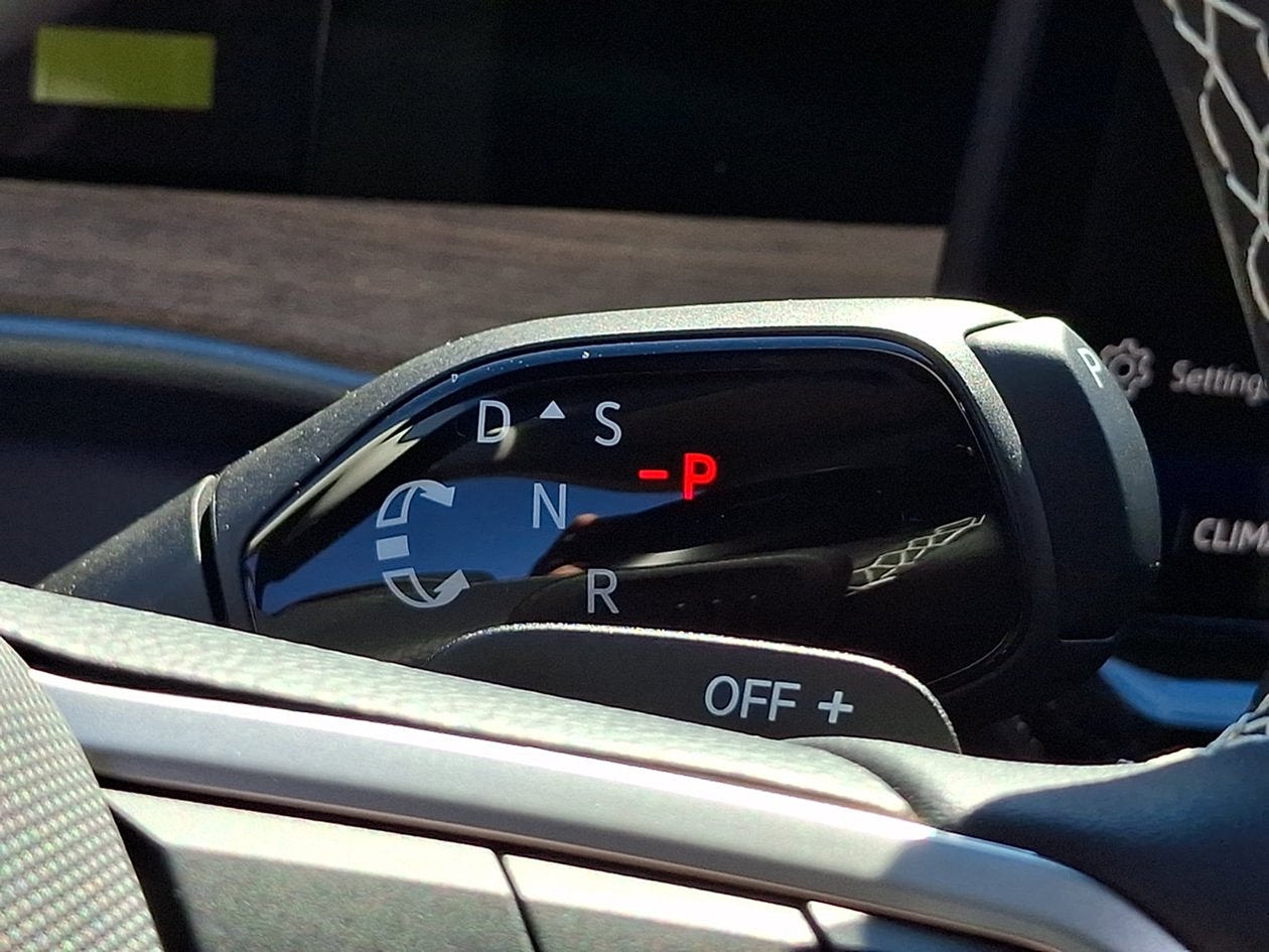 2027 Volkswagen Atlas SE w/Technology