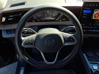 2027 Volkswagen Atlas SE w/Technology
