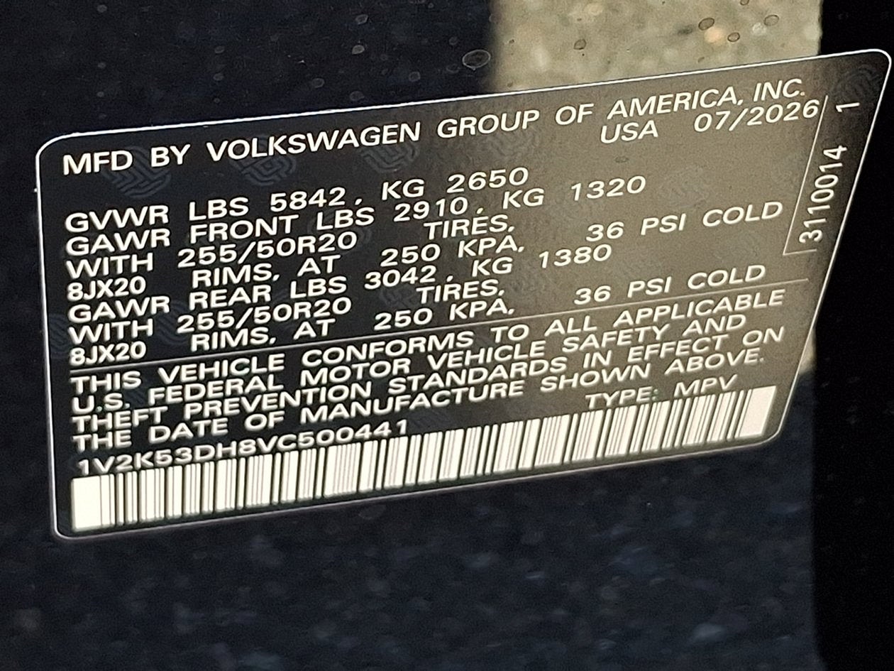 2027 Volkswagen Atlas SE w/Technology