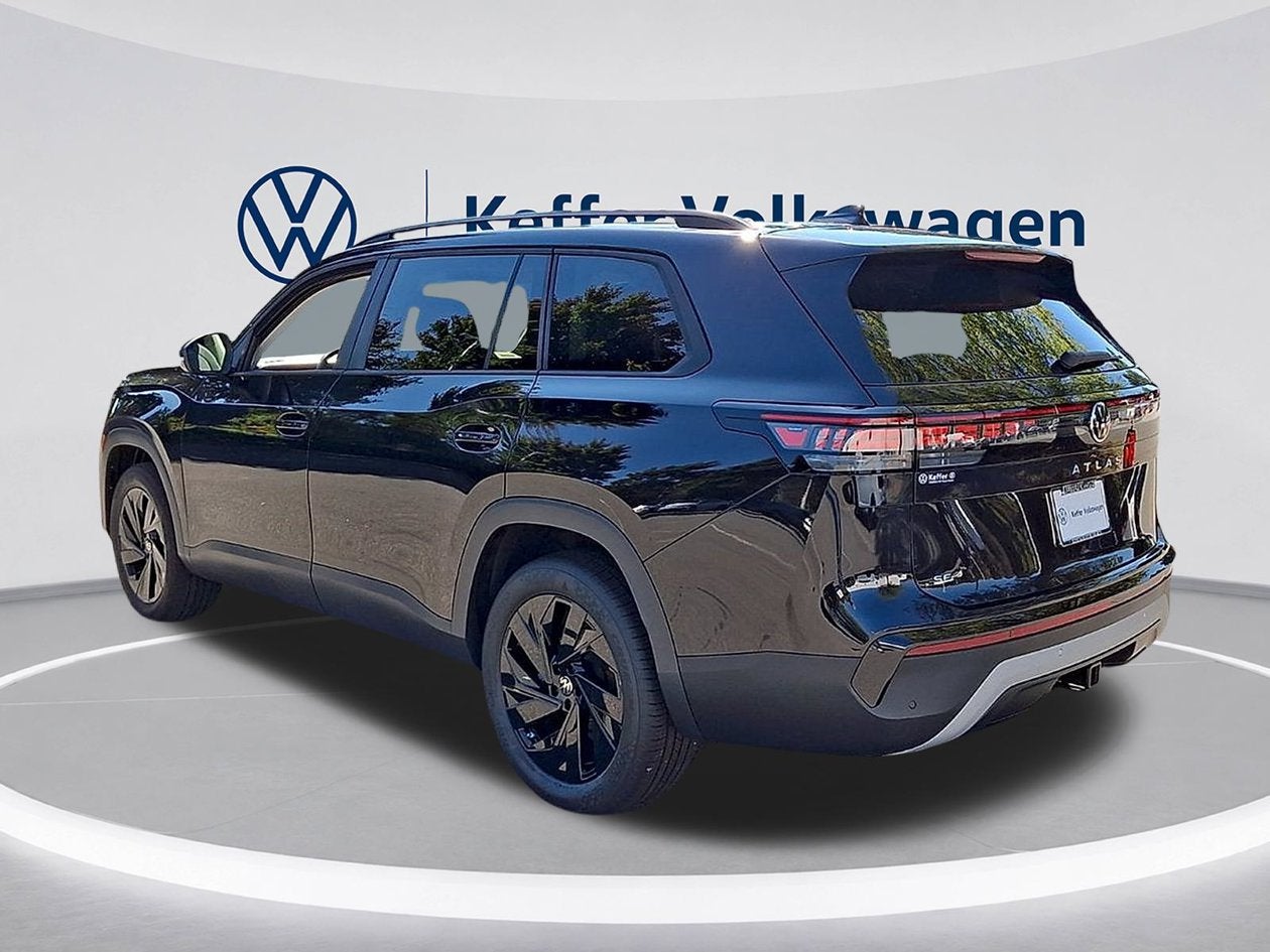 2027 Volkswagen Atlas SE w/Technology